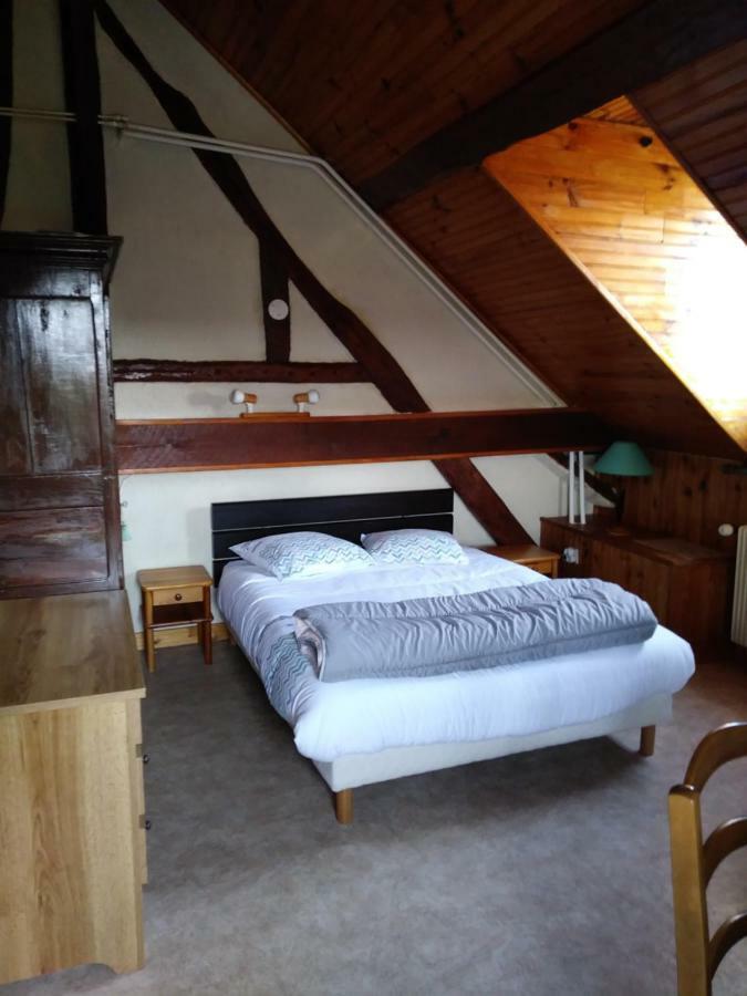 Les Hautes Mougonnières Neuil Esterno foto